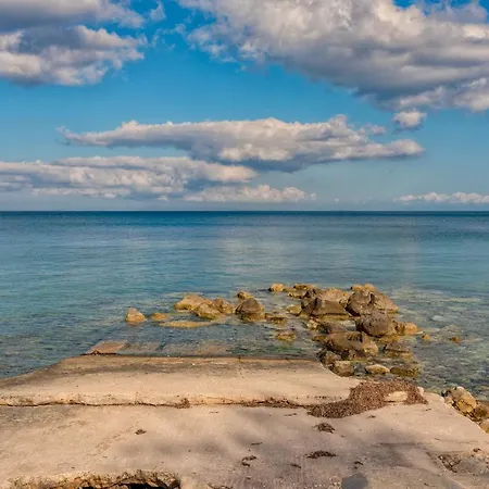 Boutique Seafront Appartement